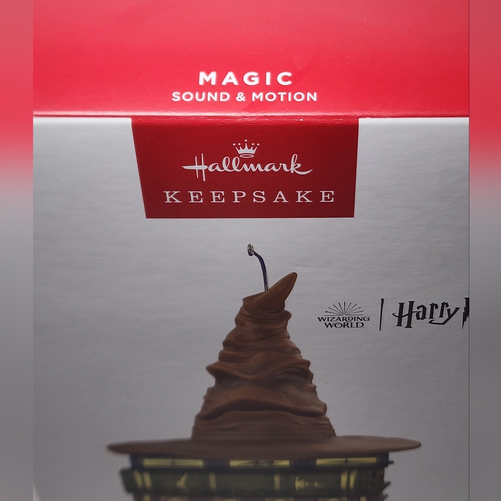 2022 Hallmark Harry Potter Sorting Hat Magic Sound & Motion Ornament MIB BNIB - Picture 4 of 5